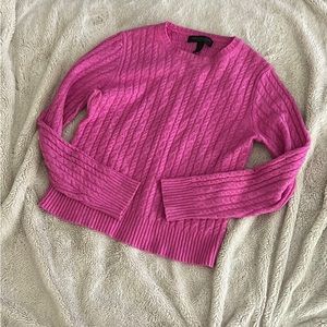 🩷🩷Hot pink cable knit sweater🩷🩷